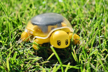 Load image into Gallery viewer, Solar-Powered Turtle ''Yellow''