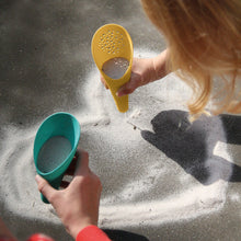 Load image into Gallery viewer, 3-in-1 Shovel, Sifter & Ball, Cuppi Banana Blue