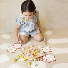 Lade das Bild in den Galerie-Viewer, Motorikspiel „Schraubspiel“