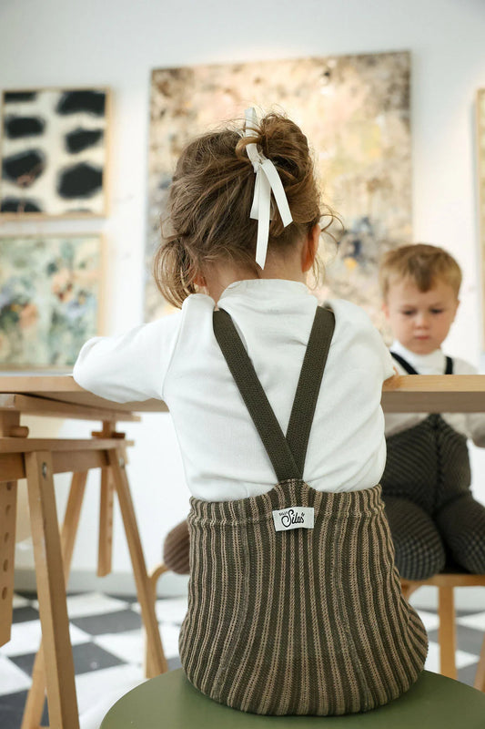 Silly Silas Spezialausgabe Strumpfhose mit Füßen „Seaweed Brown x Peanut Stripe“, Verschiedene