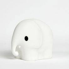 Lade das Bild in den Galerie-Viewer, Lichtbündel ''Elefanten-Nachtlicht''