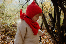 Load image into Gallery viewer, Baby Bonnet ''An Apple a Day''