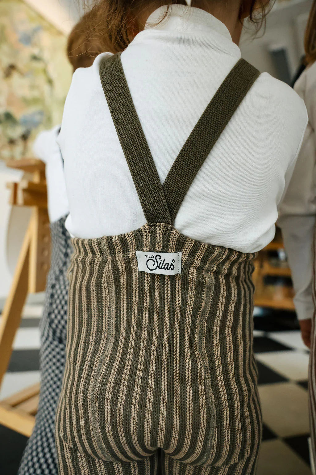 Silly Silas Spezialausgabe Strumpfhose mit Füßen „Seaweed Brown x Peanut Stripe“, Verschiedene
