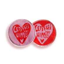 Lade das Bild in den Galerie-Viewer, Moodie waschbare Stilleinlagen „Befreie die Brustwarze“