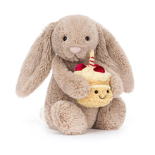 Lade das Bild in den Galerie-Viewer, Jellycat ''Bashful Beige Birthday Bunny'' Plüschtier