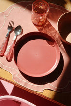 Lade das Bild in den Galerie-Viewer, Glitzerbecher, 2er-Pack, Woof Buchstabe Rose