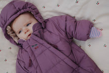 Load image into Gallery viewer, Filla Mittens ''Cherry / Stripe'' Set of 2, One Size