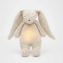 Lade das Bild in den Galerie-Viewer, Moonie Humming Organic Hase 2.0 mit Lampe „Sand Natur“