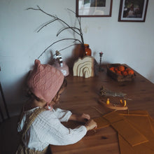 Load image into Gallery viewer, Baby Bonnet ''Rosy Cheeks''