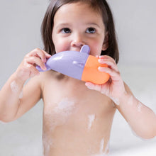 Load image into Gallery viewer, Bath Toy, Quut Squeezi Whale