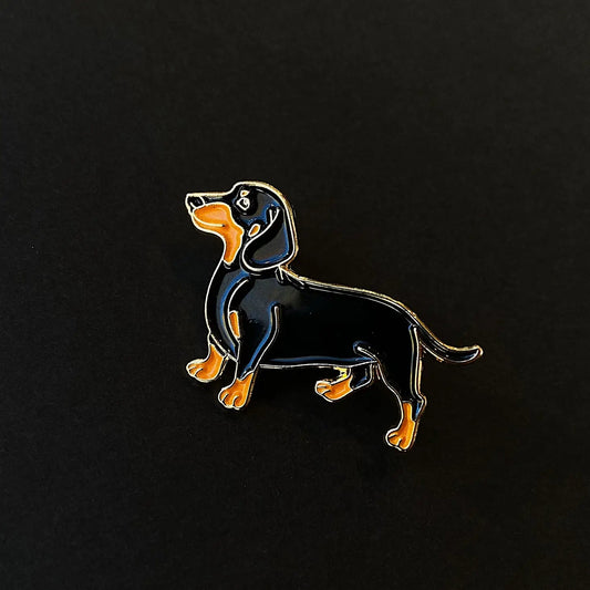 Emaille-Pin „Dackel“