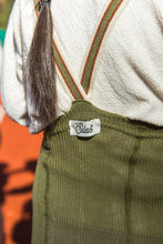 Lade das Bild in den Galerie-Viewer, Silly Silas Fußlose Strumpfhosen ''Olive Gestreift'', Verschiedene