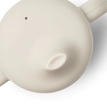 Load image into Gallery viewer, Neil Sippy Cup ''Dog / Sandy''