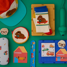 Load image into Gallery viewer, Children's Socks Skate Dog, Size 27 - 30