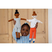 Lade das Bild in den Galerie-Viewer, Buddy Puppe „Rot“