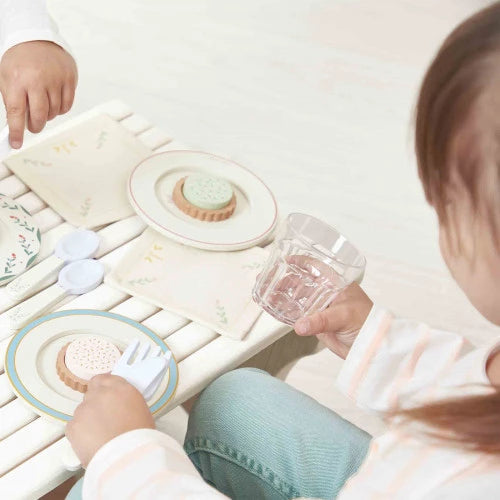 Play Dinnerware Set in a Suitcase