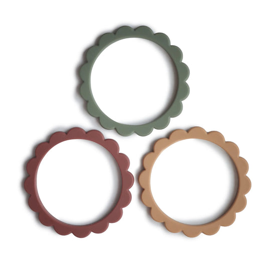 Flower Teether Bracelet ''Dried Thyme, Berry, Natural''