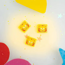 Load image into Gallery viewer, Glo Pals ''Tiger'' Cubes