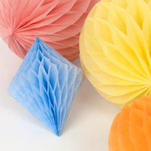 Lade das Bild in den Galerie-Viewer, Pastel Honeycomb Decoration Kit