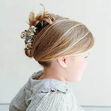 Load image into Gallery viewer, Bulldog Clip ''Woodland''