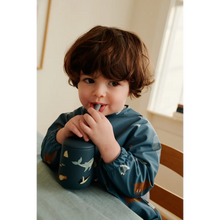 Lade das Bild in den Galerie-Viewer, Merle Cape Latzhose „Arktisches Meer / Ozeanblick“