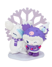 Lade das Bild in den Galerie-Viewer, Hello Kitty® x Tokidoki Blind Box Figuren ''Winterträume''