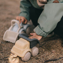 Lade das Bild in den Galerie-Viewer, Viking Toys Ecoline ''Hearts Truck''