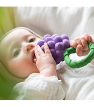 Load image into Gallery viewer, Rattle Toy ''Grapes''