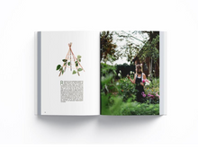 Load image into Gallery viewer, Tiny Adventures ''Unterwegs in Deutschland'' German Language