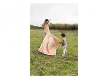 Load image into Gallery viewer, Quilt Blanket / Wall Hanging ''Tulip''