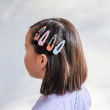Load image into Gallery viewer, Scalloped Acetate Hair Clips
