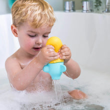 Load image into Gallery viewer, Bath Toy &#39;&#39;Squeezi Submarine&#39;&#39;
