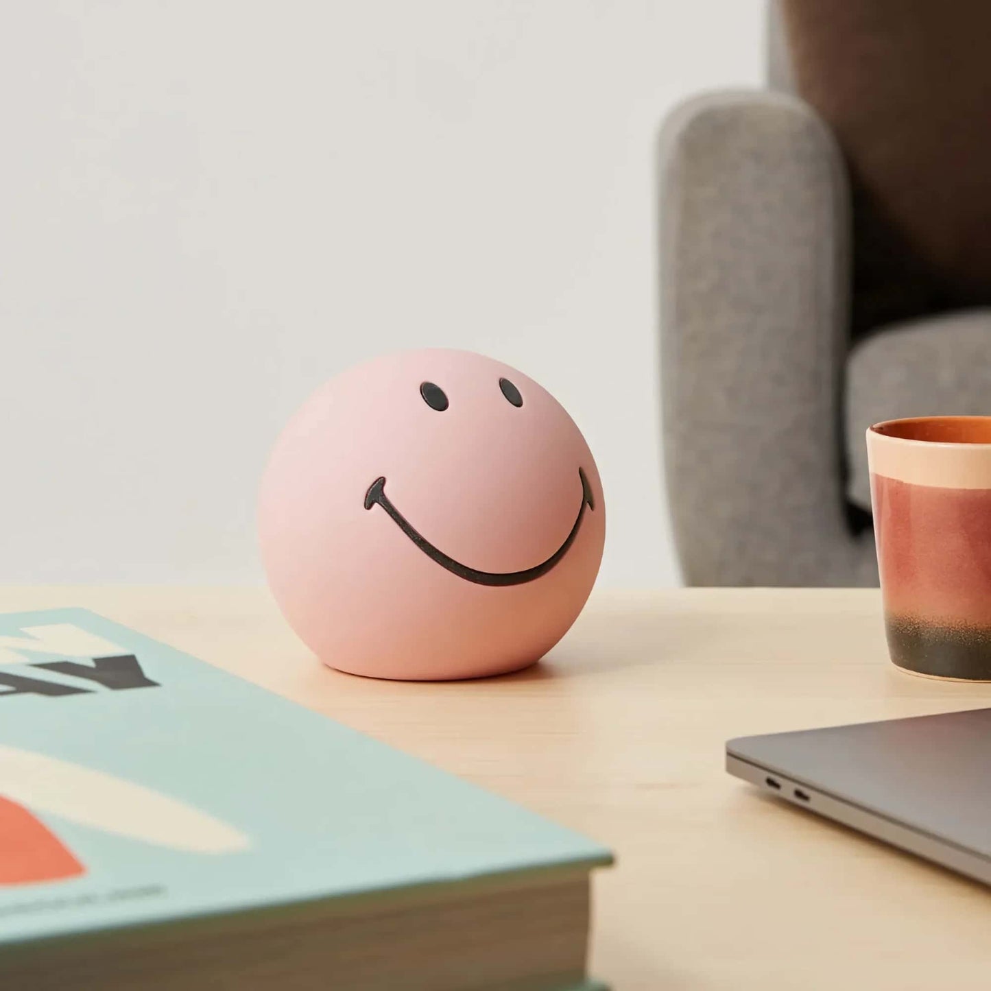 Smiley® Lamp, Bundle of Light Pink