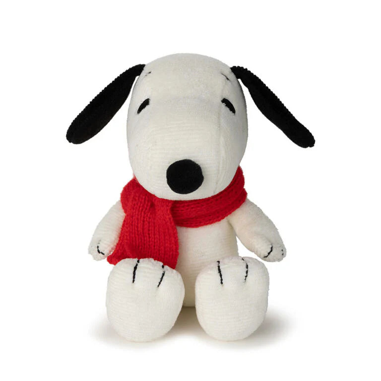 Snoopy Sitting with Scarf, Soft Toy 17cm