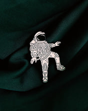 Load image into Gallery viewer, Enamel Pin &#39;&#39;Astronaut&#39;&#39;

