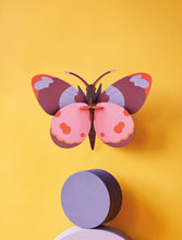 Lade das Bild in den Galerie-Viewer, Studio-Dach &#39;&#39;Bellissima Butterfly&#39;&#39; Dekoration
