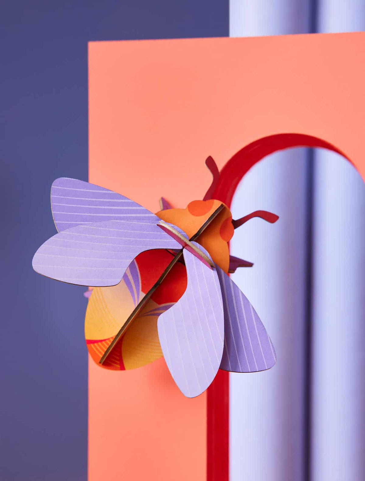 Studio Roof, Bumblebee-Dekoration