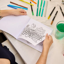 Lade das Bild in den Galerie-Viewer, Colouring Book: Cozy Paris
