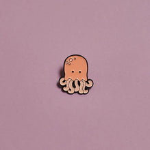 Load image into Gallery viewer, Pin Badge, Various
