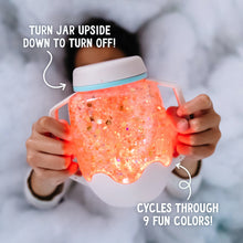 Lade das Bild in den Galerie-Viewer, Glo Pals Sensory Jar, Grün
