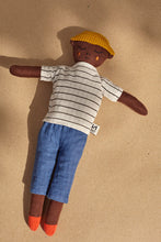 Lade das Bild in den Galerie-Viewer, Buddy Puppe „Kobalt“
