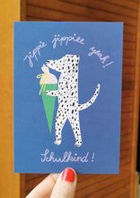 Lade das Bild in den Galerie-Viewer, Schulkind Hundepostkarte
