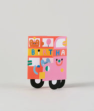 Lade das Bild in den Galerie-Viewer, Ausklappbare Kindergeburtstagskarte „Geburtstagsbus“.
