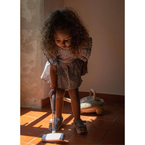 Dusty Children's Vacuum Cleaner, Lemons