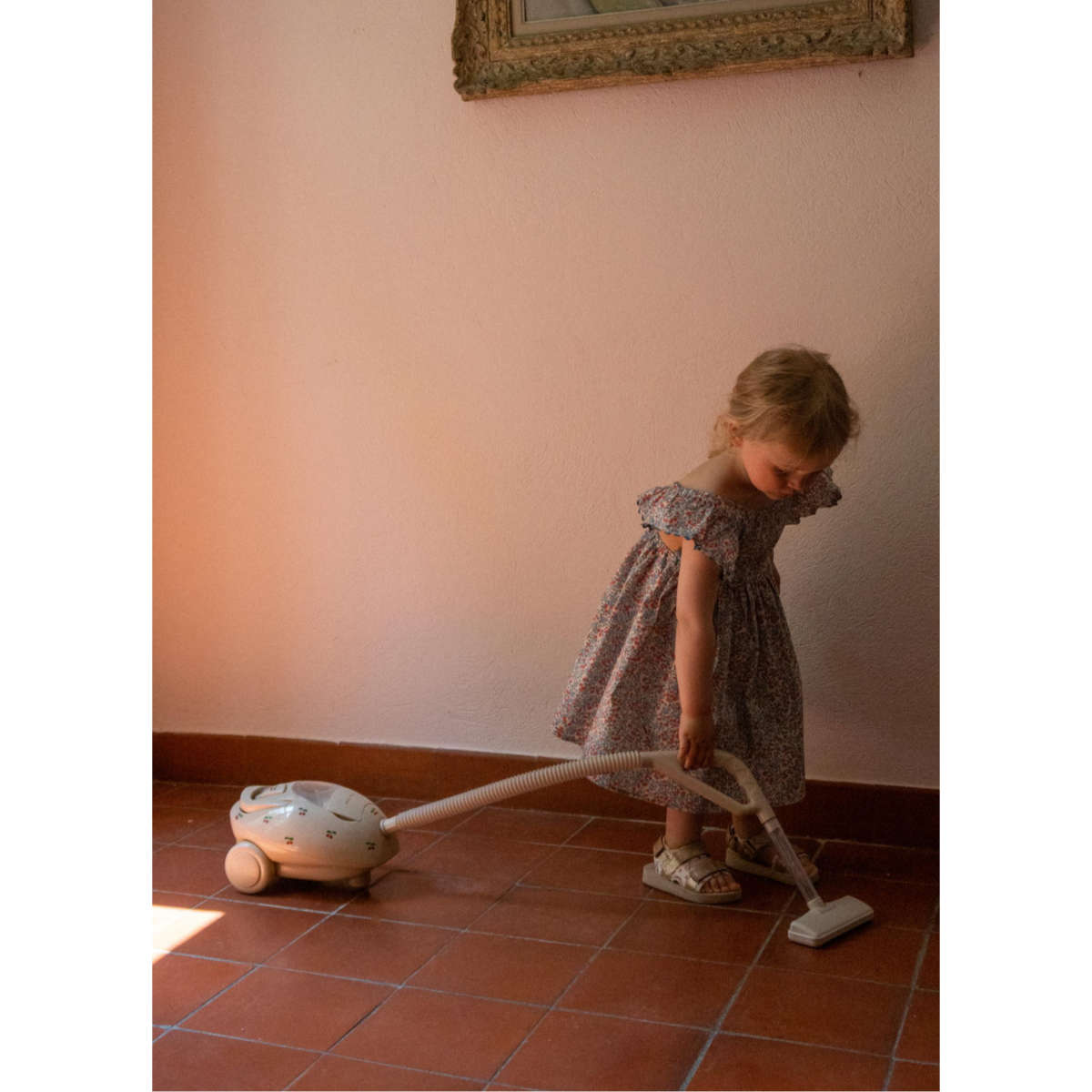 Dusty Children's Vacuum Cleaner, Lemons