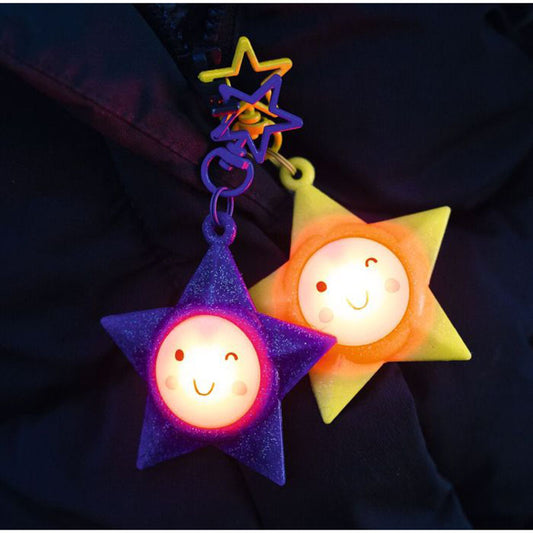 Light-Up Star Pendant, Yellow