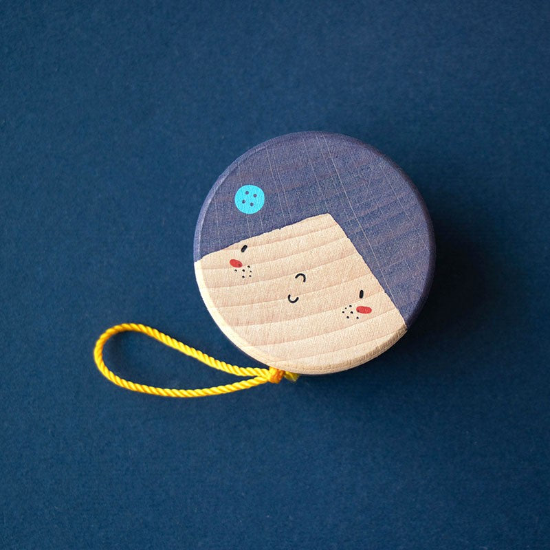 Wooden Yoyo, Various