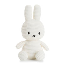 Lade das Bild in den Galerie-Viewer, Miffy Kuscheltier, Miffy Sitzend Corduroy Off-White 23cm
