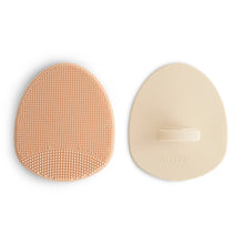 Load image into Gallery viewer, Craddle Cap Brush 2 Pack &#39;&#39;Blush / Shifting Sand&#39;&#39;
