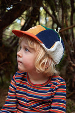 Load image into Gallery viewer, 5 Panel Winter Kids Caps &#39;&#39;Robin Woodlands&#39;&#39;
